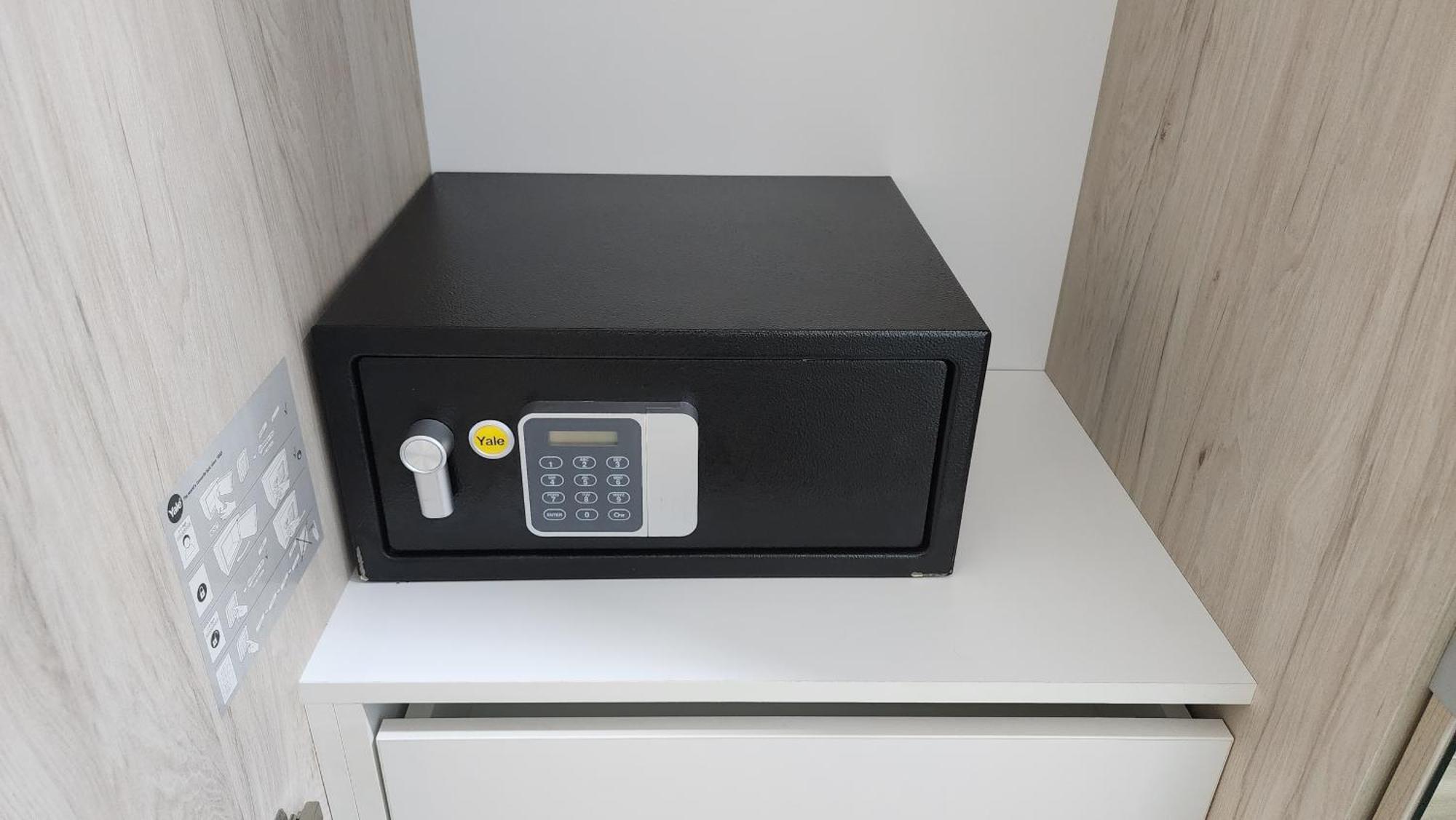 Central Chic Otopeni - Self Check-In, Netflix, Hbo Max Exterior photo